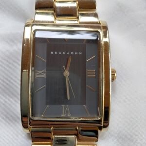 Sean John Gold Tone Stainless Steel 30mm Black Dial Quartz Tank Watch 3ATM